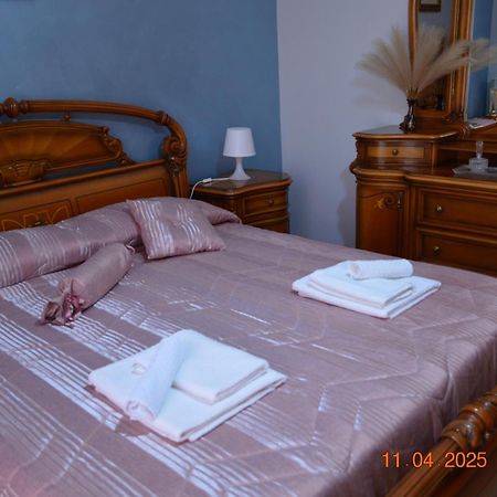 Al Cortile Del Pozzo Apartment Delia Luaran gambar