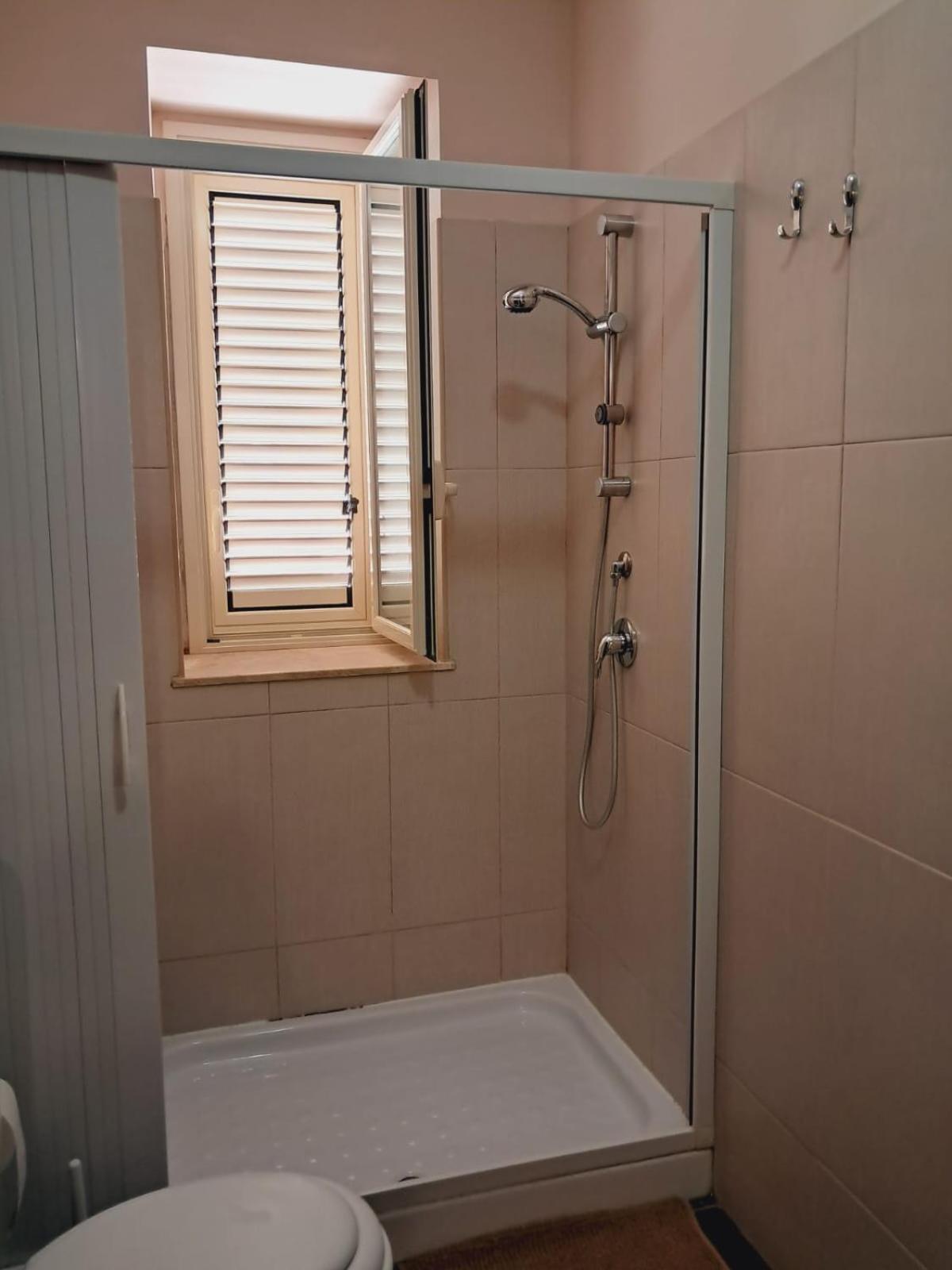 Al Cortile Del Pozzo Apartment Delia Luaran gambar