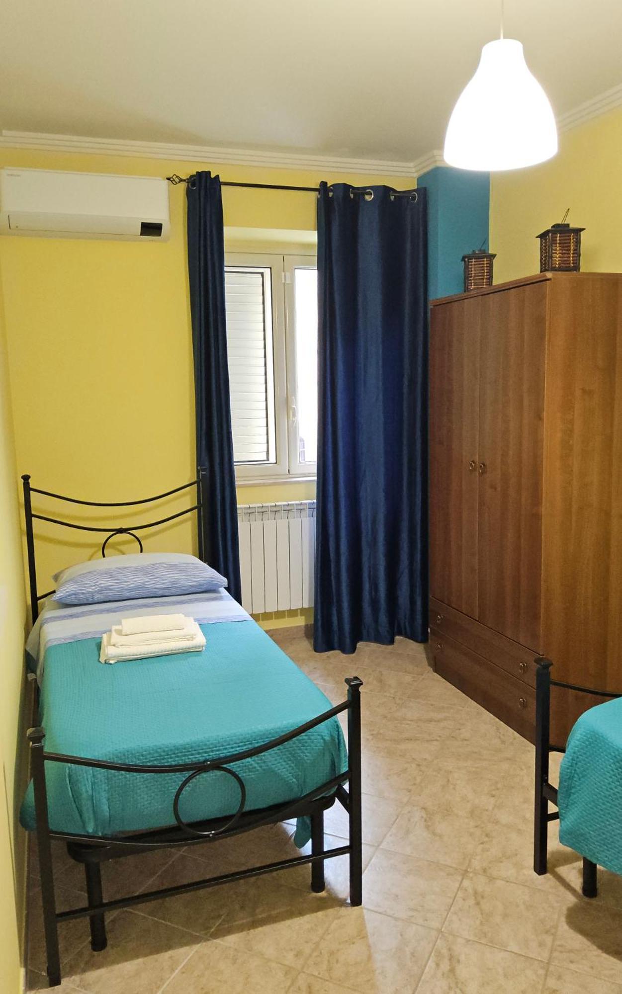 Al Cortile Del Pozzo Apartment Delia Luaran gambar