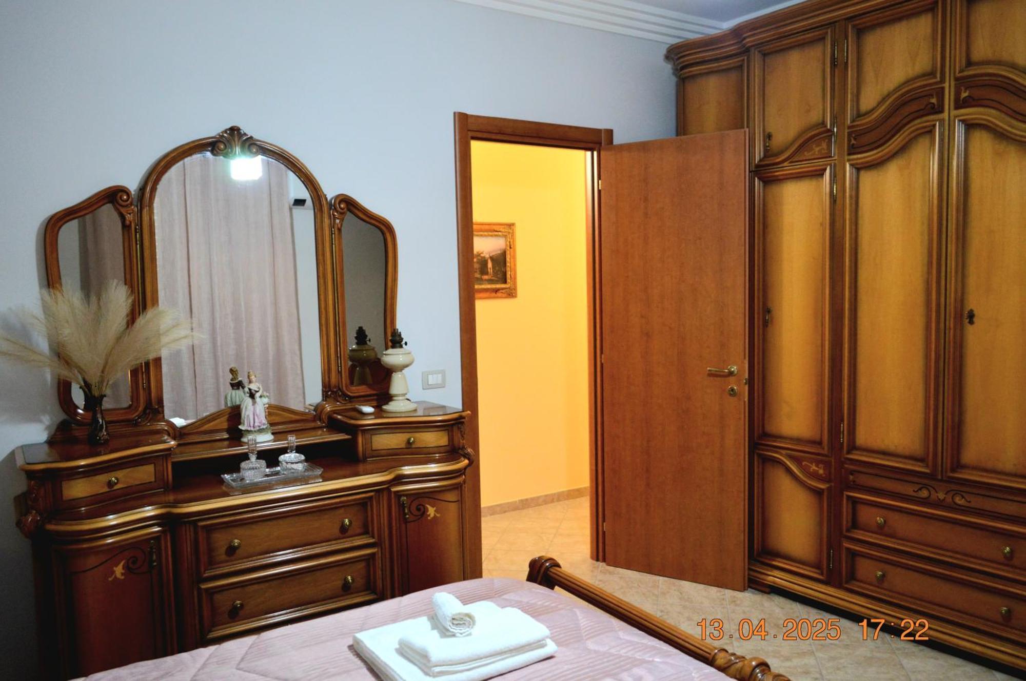 Al Cortile Del Pozzo Apartment Delia Luaran gambar