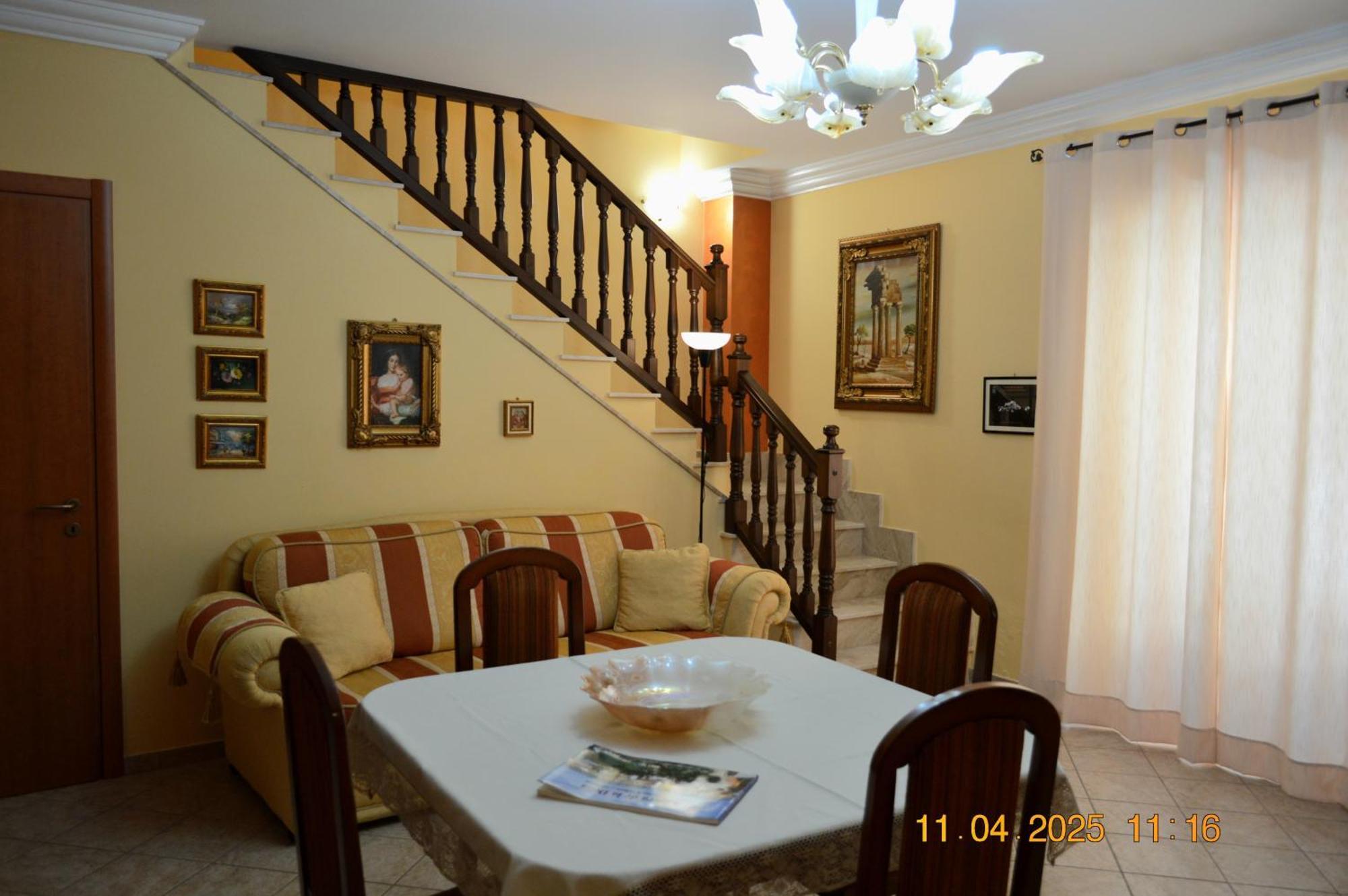Al Cortile Del Pozzo Apartment Delia Luaran gambar